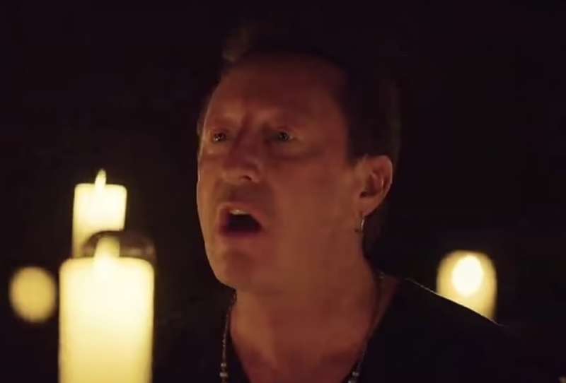 Julian Lennon Sings Imagine Youtube