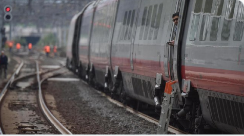 treno merci png