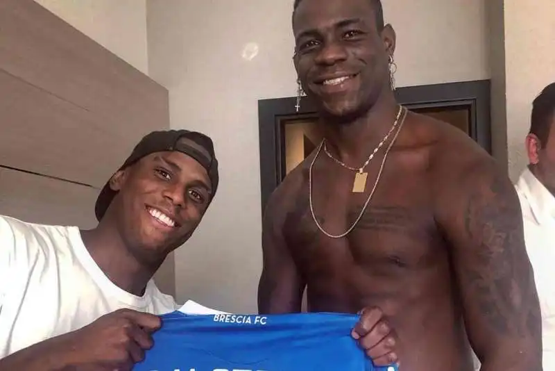 Enock Barwah Il Fratello Di Balotelli Urla Al Complotto Contro Mario