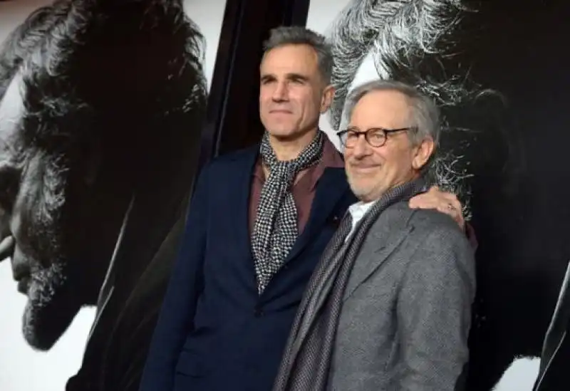 DANIEL DAY LEWIS E STEVEN SPIELBERG ALLA PRESENTAZIONE DI LINCOLN 