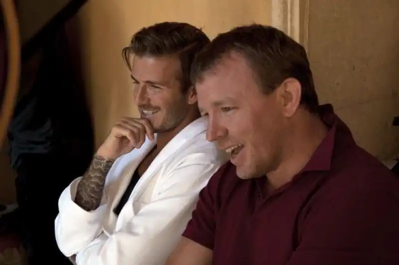 DAVID BECKHAM E GUY RICHIE PER H&M