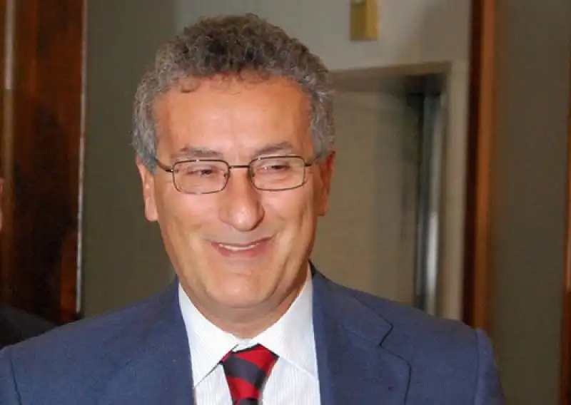 FRANCO ROBERTI 