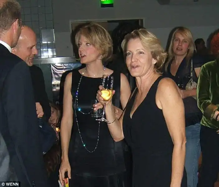 JODIE FOSTER CON LA SUA EX CYDNEY BERNARD 