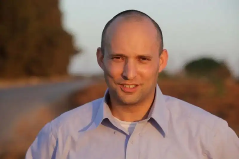 Naftali Bennett x 