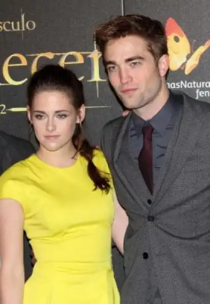 ROBERT PATTINSON E KRISTEN STEWART