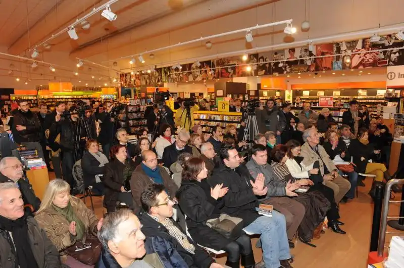 Spazio Incontro Feltrinelli 