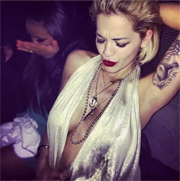 CAPODANNO DELLE STAR Rita Ora da Instagram 