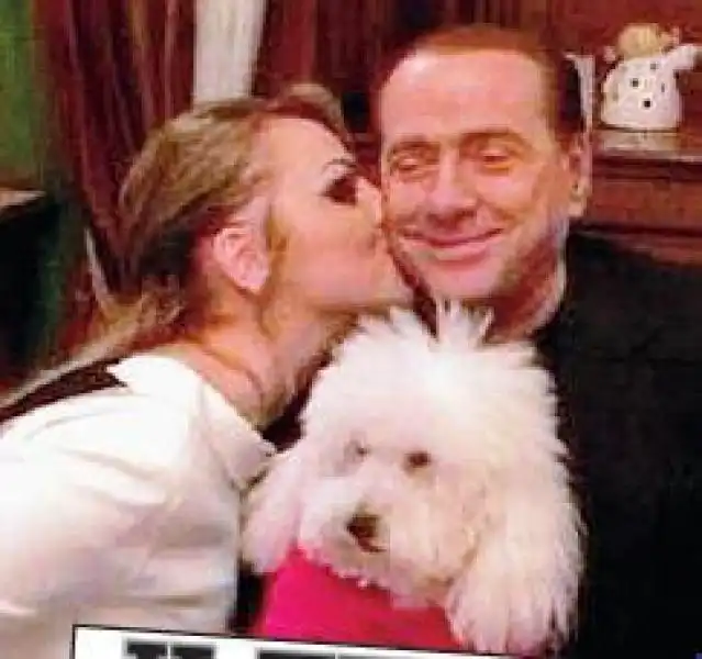 IL CAPODANNO DI SILVIO BERLUSCONI E FRANCESCA PASCALE 