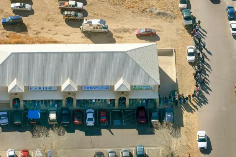 In fila per la marijuana in Colorado 