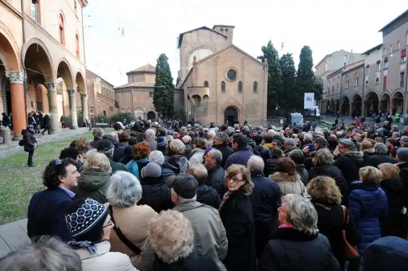 FUNERALI DI ABBADO FOTO LAPRESSE 