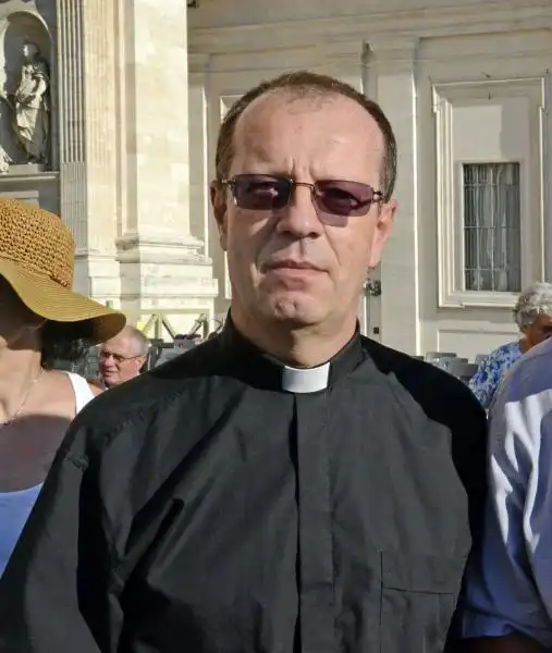 MONSIGNOR Giampiero Gloder 