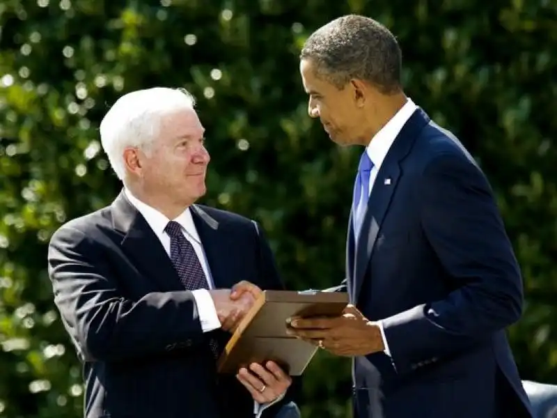 ROBERT GATES E OBAMA 