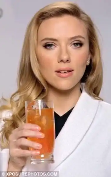 SCARLETT JOHANSSON NELLA PUBBLICITA SODASTREAM 