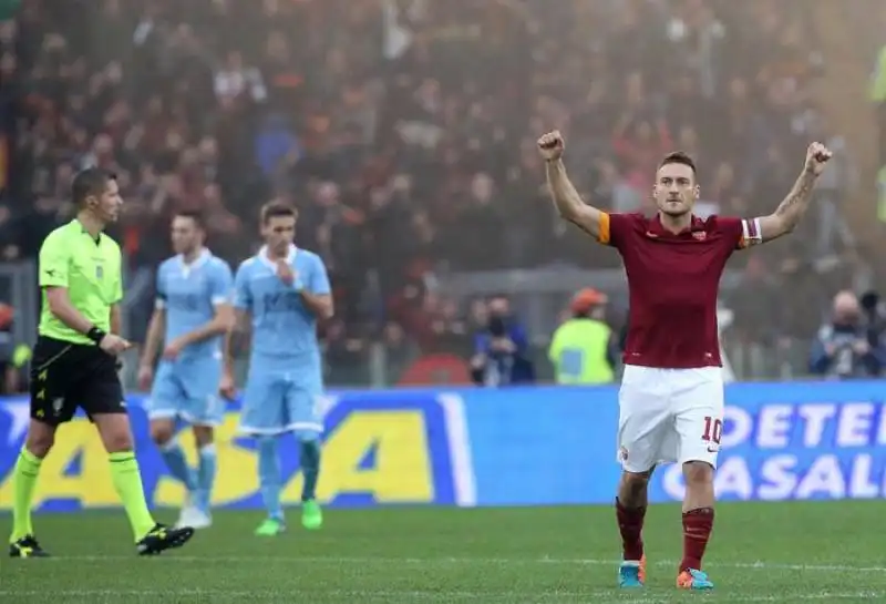 derby roma lazio   francesco totti  8