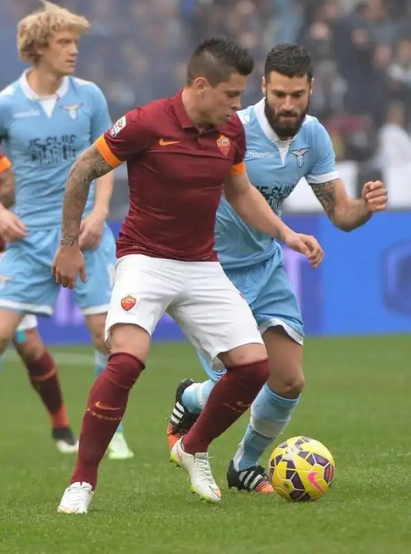 derby roma lazio   iturbe e candreva  10