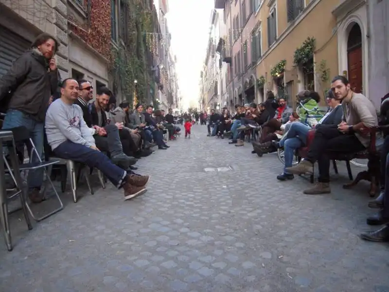 flash mob per  la pedonalizzazione di via urbana