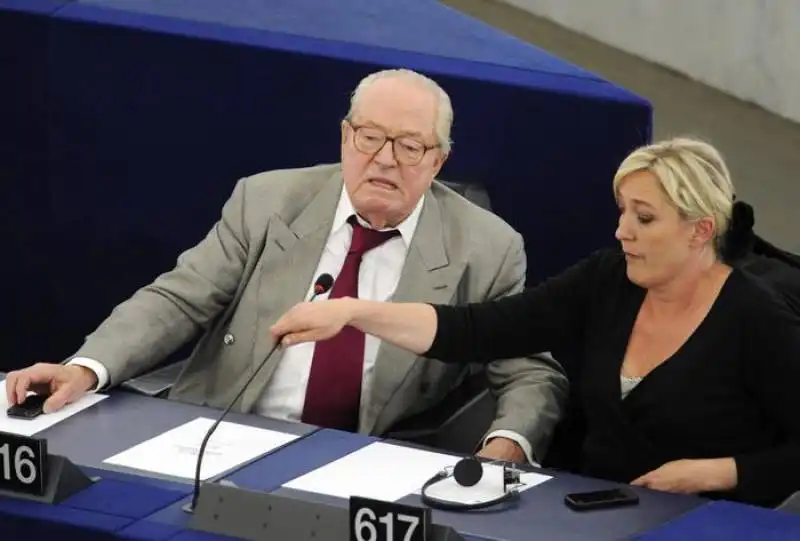 Jean-Marie Le Pen e la figlia Marine 