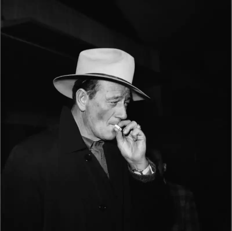 john wayne  h 010679871