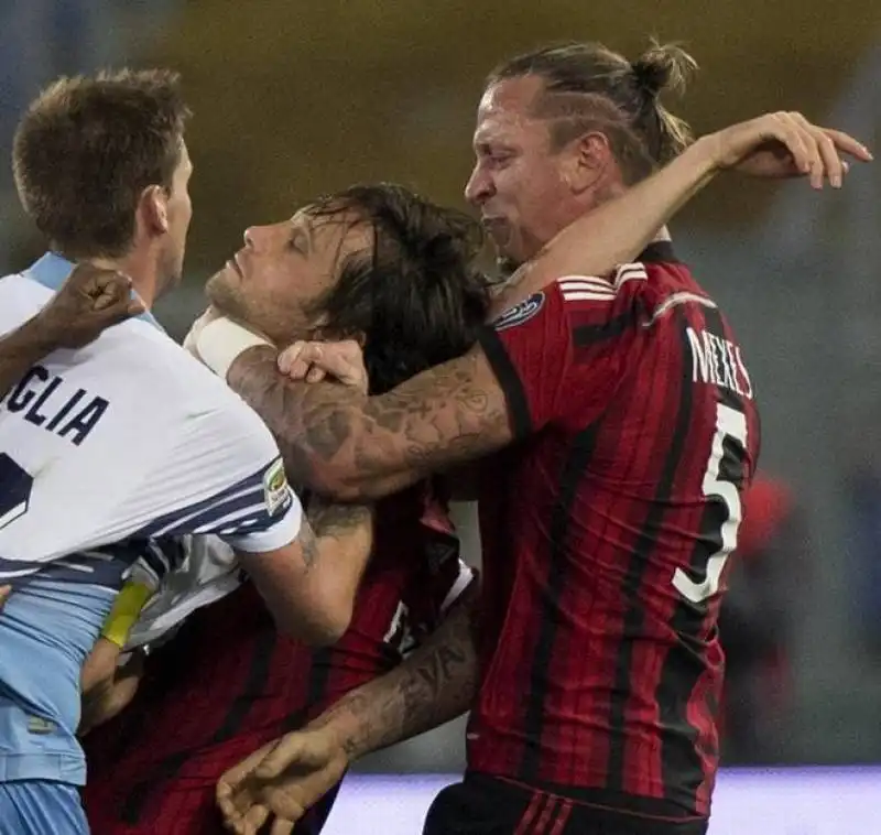 mexes  mauri  sdfasdf