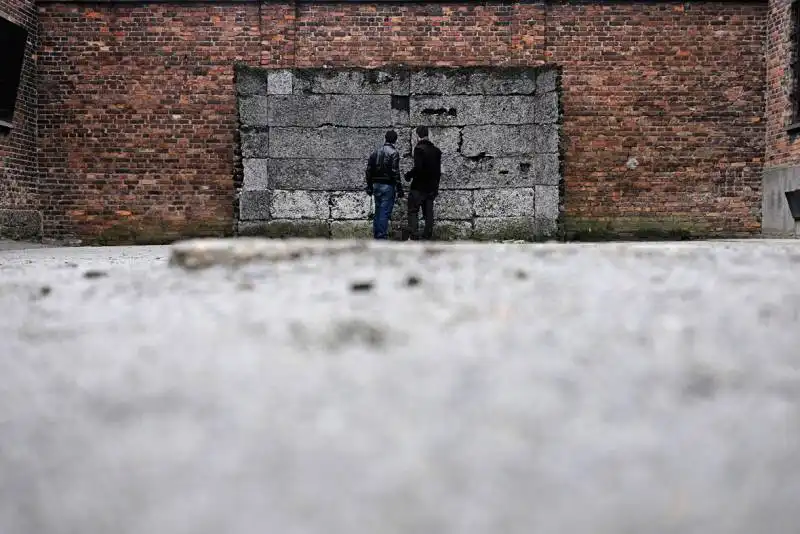 muro della morte ad auschwitz