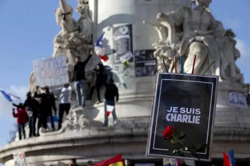 parigi   manifestazione per charlie hebdo e la liberta' di espressione  31