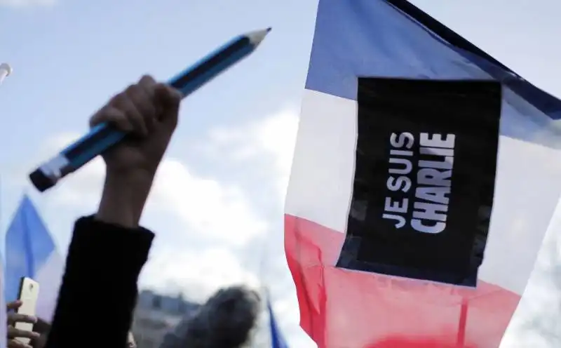 parigi   manifestazione per charlie hebdo e la liberta' di espressione  36