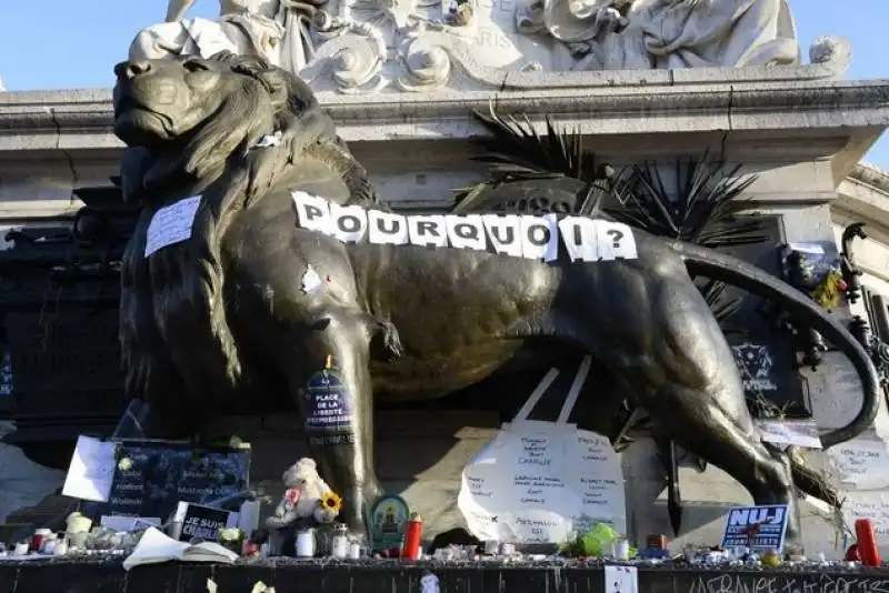 parigi   manifestazione per charlie hebdo e la liberta' di espressione  53