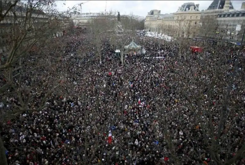 parigi   manifestazione per charlie hebdo e la liberta' di espressione  58