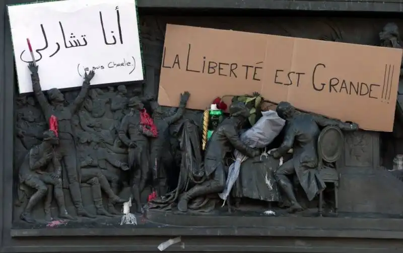 parigi   manifestazione per charlie hebdo e la liberta' di espressione  9