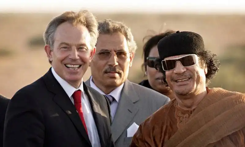 tony blair con gheddafi