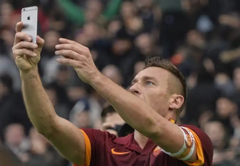 TOTTI SELFIE