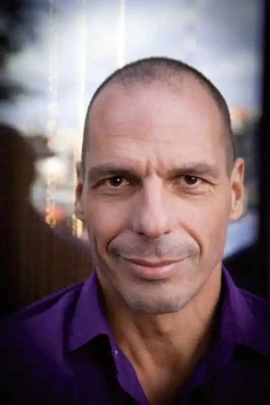 YANIS 
VAROUFAKIS 
