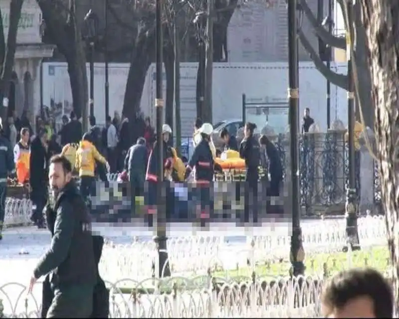 attentati  nel   centro di istanbul