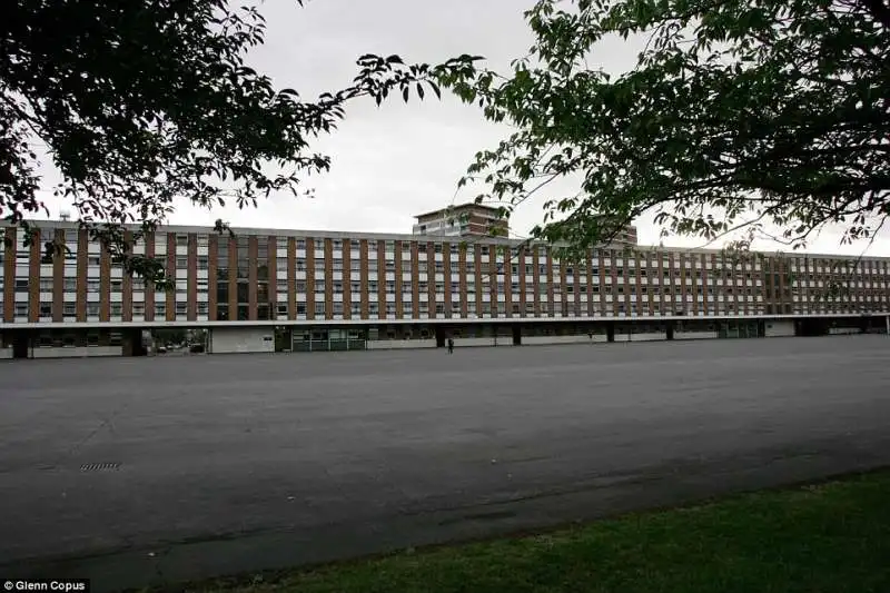 chelsea barracks