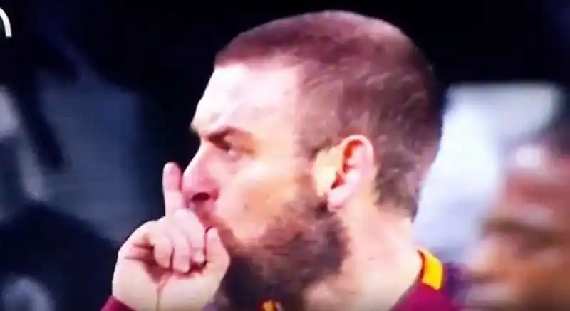 DE ROSSI 1