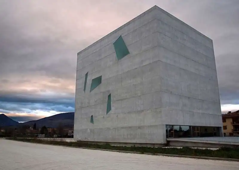 Fuksas - chiesa di San Paolo Apostolo a Foligno