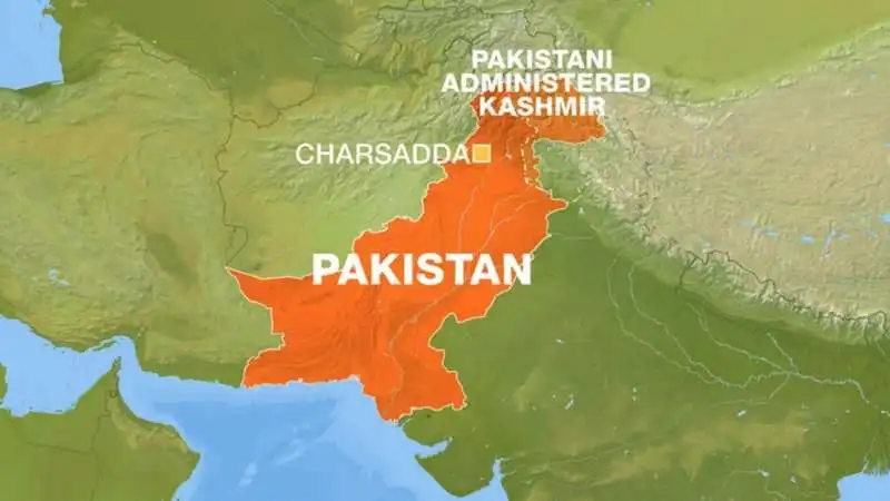 pakistan attentato all universita bacha khan a charsadda  4