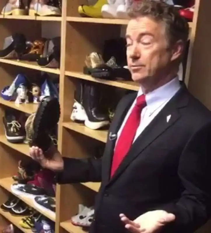 rand paul prende per il culo gli stivali di marco rubio 