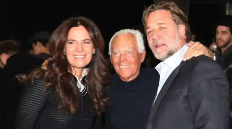 russell  crowe con giorgio armani