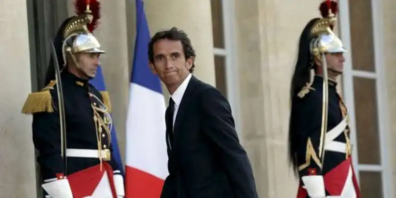 Alexandre Bompard1