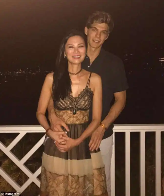 bertold zahoran  con wendi deng