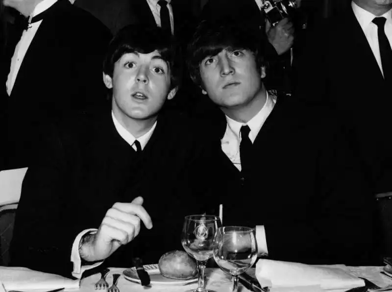 LENNON McCARTNEY