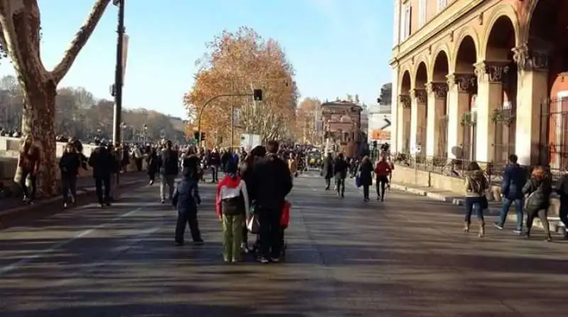 lungotevere pedonalizzato per il 1 gennaio a roma  4