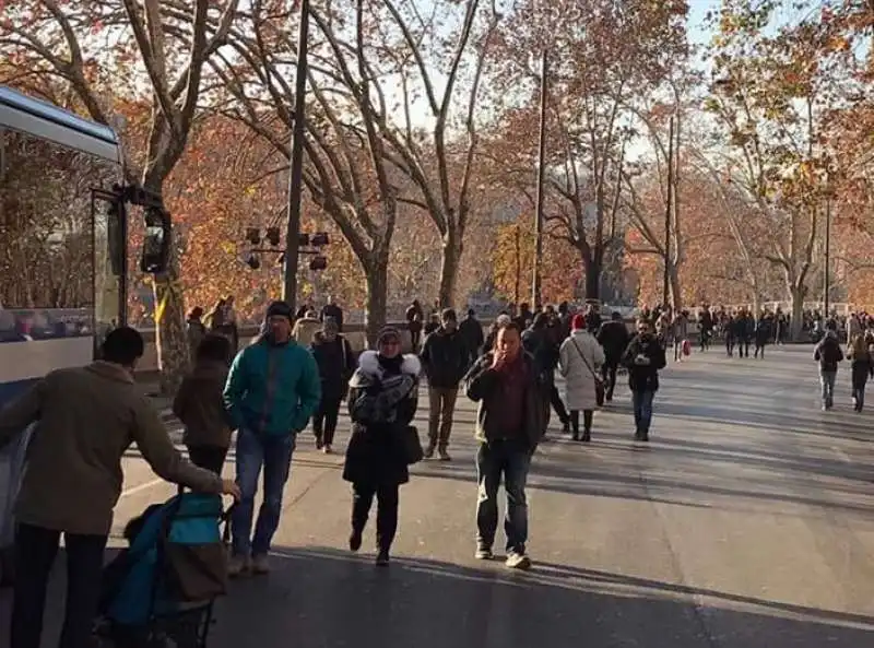 lungotevere pedonalizzato per il 1 gennaio a roma  5