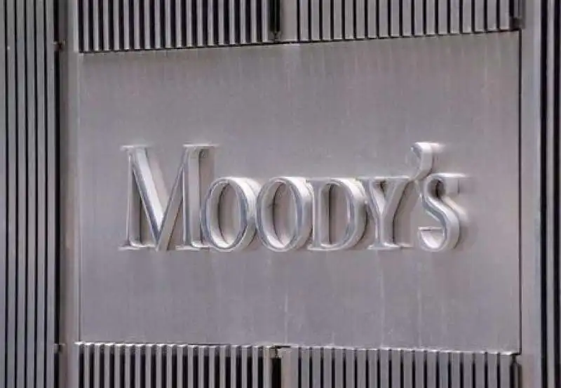 MOODY'S