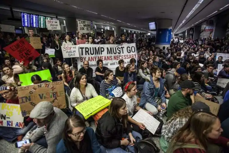 proteste contro trump dd7a2bb