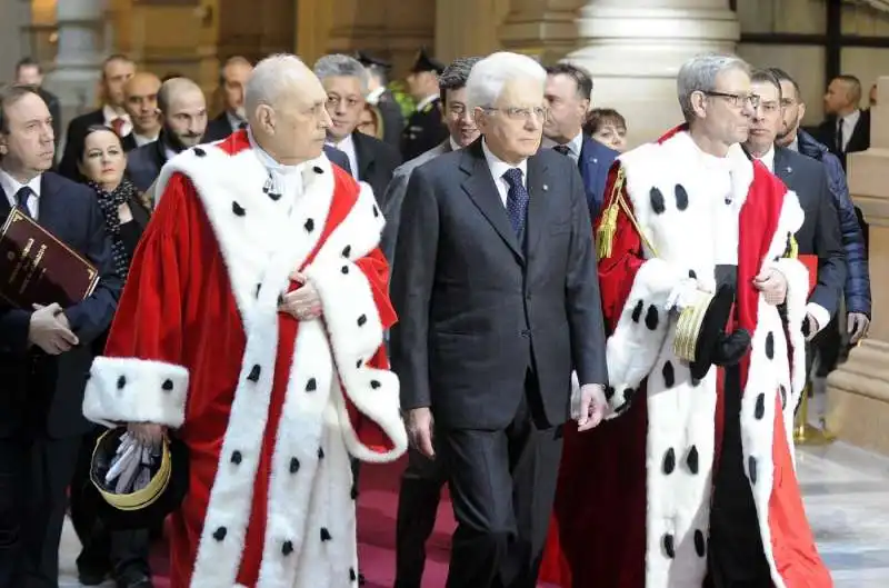 sergio mattarella tra i magistrati