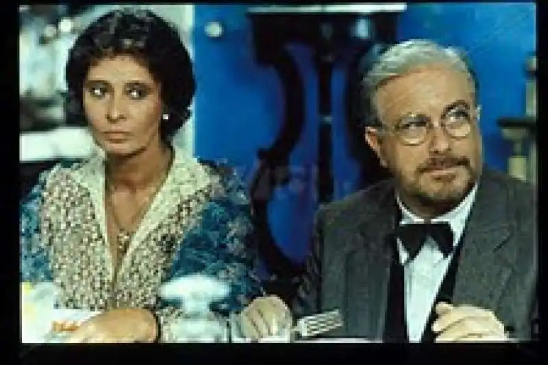 SOPHIA LOREN E LUCIANO DE CRESCENZO