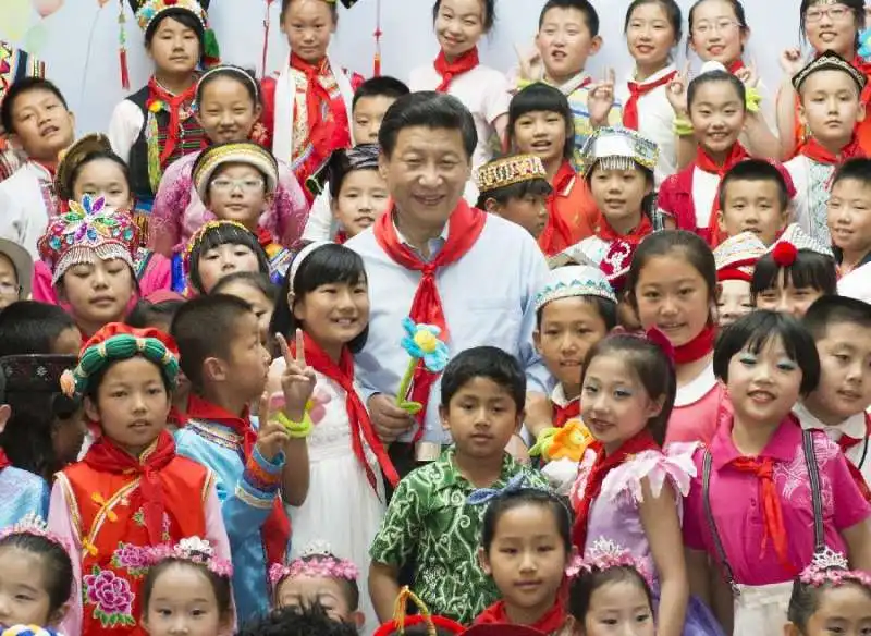 XI JINPING E BAMBINI CINESI