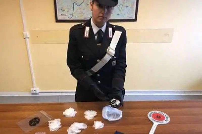 carabinieri droga pongo